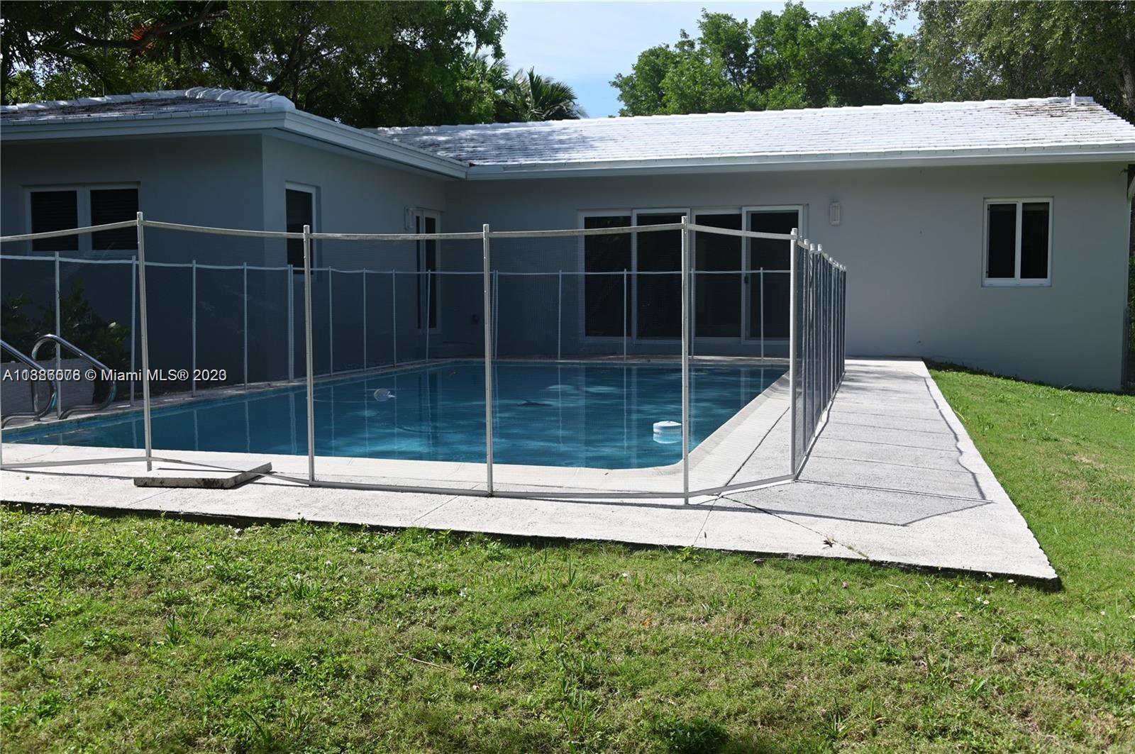Granada Coral Gables, FL 33134 - Photo 6 of 13 a view of outdoor space yard and balcony