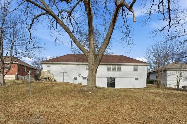 $295,000 | 9809 East 82nd Terrace, Raytown, MO 64138