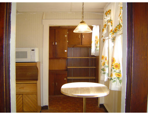 91-93 Orange Street Springfield, MA 01108 - Photo 11 of 17 a bathroom with a sink and a mirror