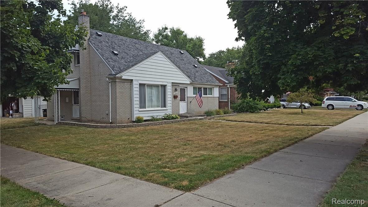 26305 Five Mile Road Redford, MI 48239 - Photo 10 of 10 26305 5 Mile Rd Front Angle.jpg