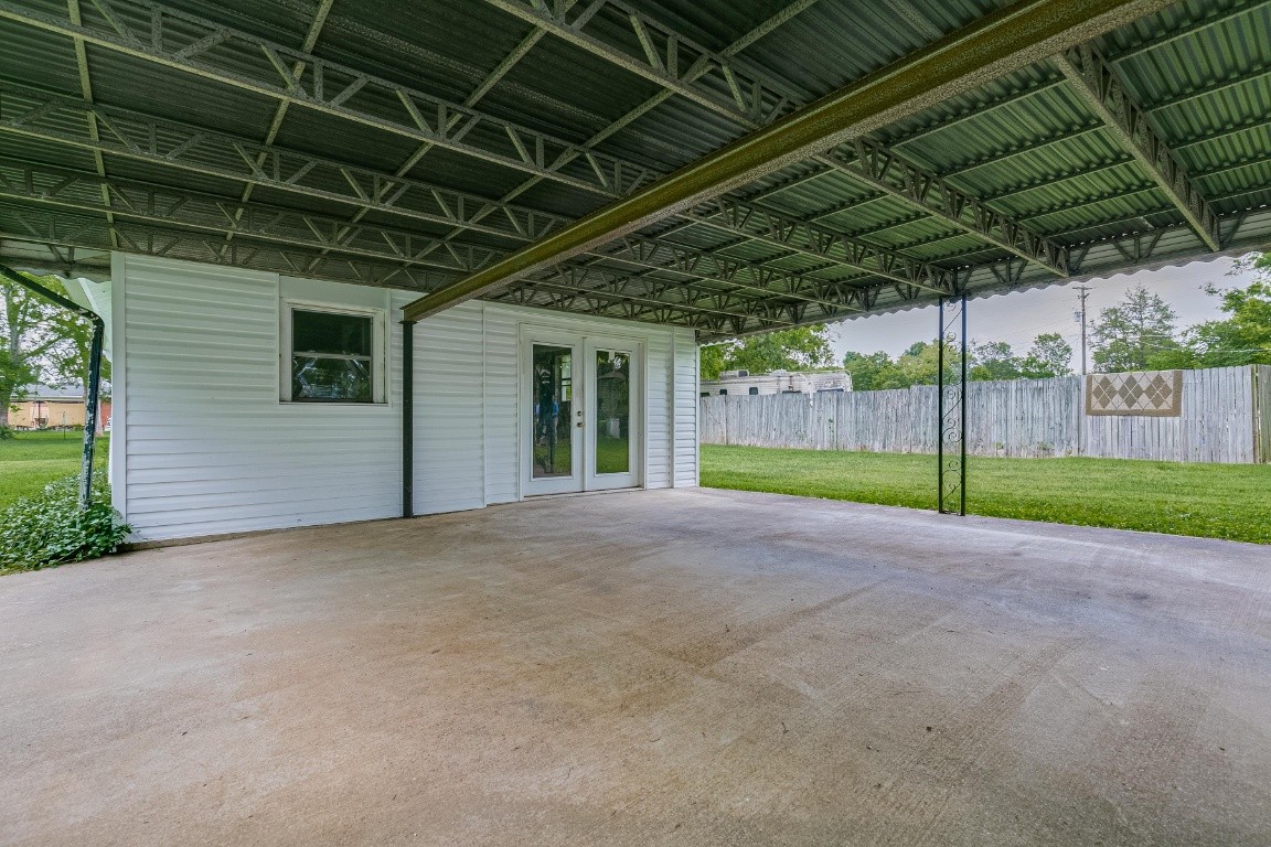 298 Franklin Road Lebanon, TN 37087 - Photo 28 of 34 a view of a backyard of a house