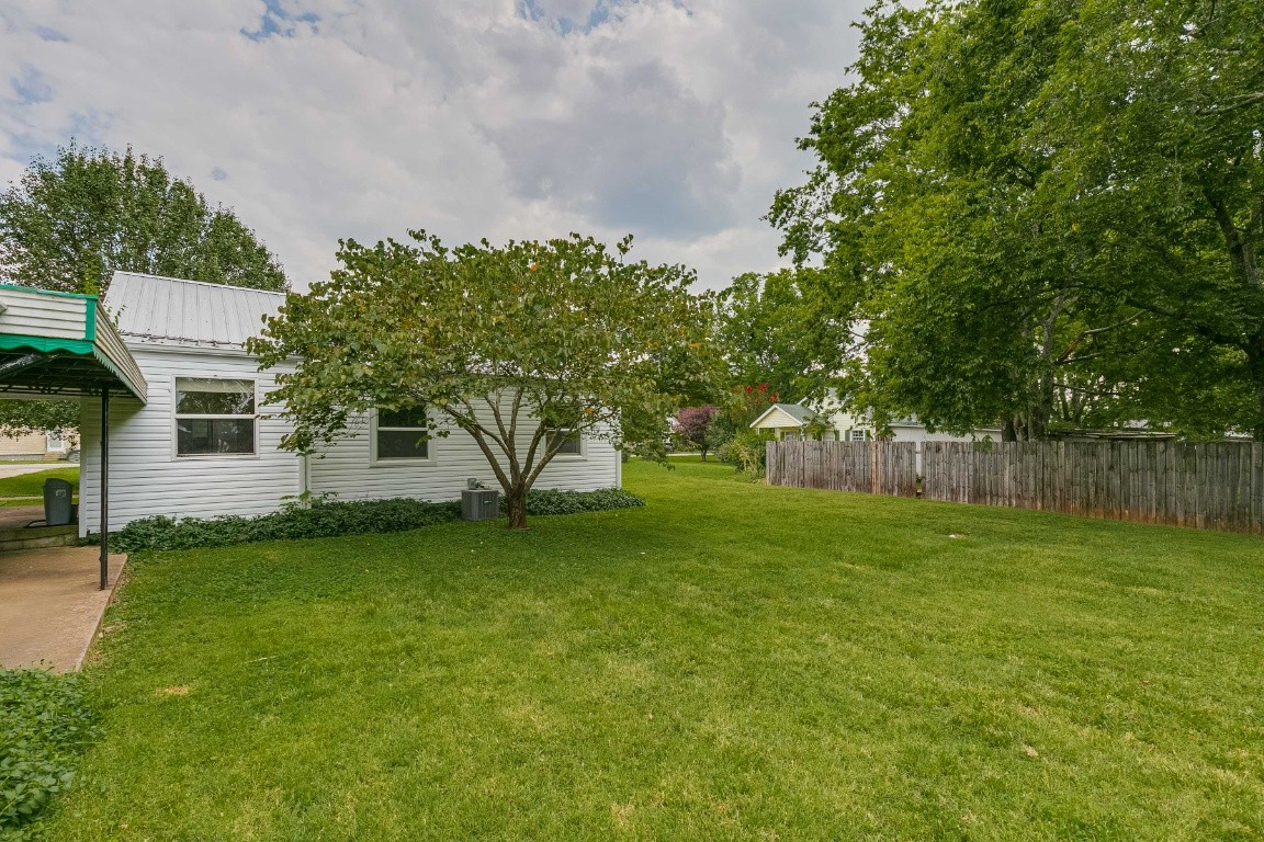 298 Franklin Road Lebanon, TN 37087 - Photo 29 of 34 a view of a tree in front of a house