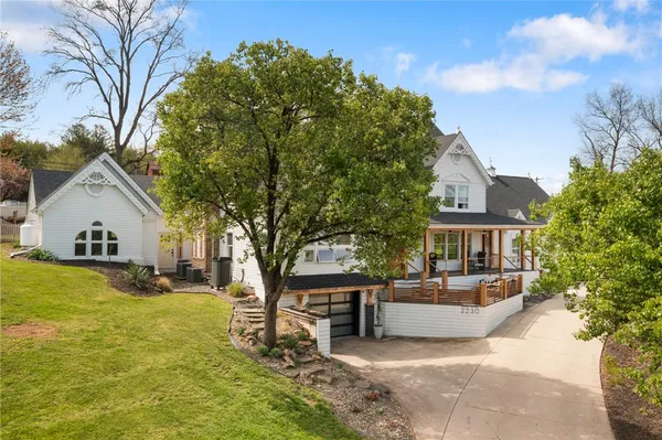 $870,000 | 2230 Greenwood Road, Allentown, PA 18103