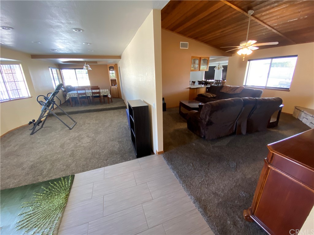 16635 Wintun Road Apple Valley, CA 92307 - Photo 14 of 46