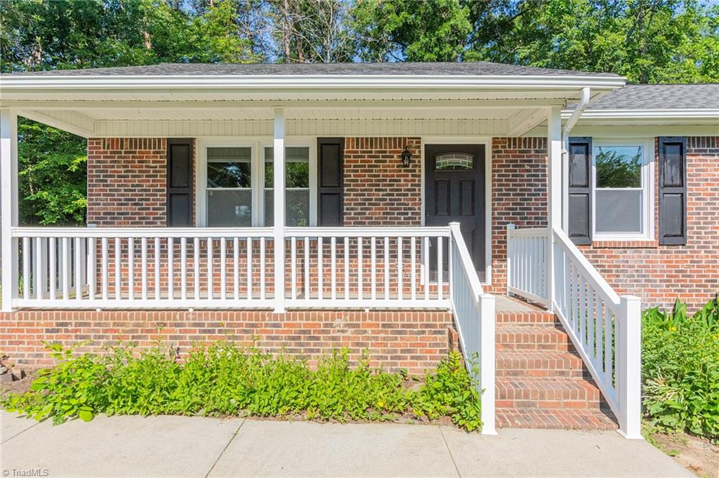 747 John Street Eden, NC 27288 - Photo 3 of 19