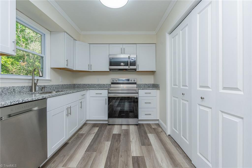 747 John Street Eden, NC 27288 - Photo 7 of 19