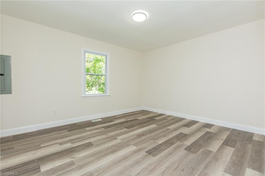 747 John Street Eden, NC 27288 - Photo 10 of 19