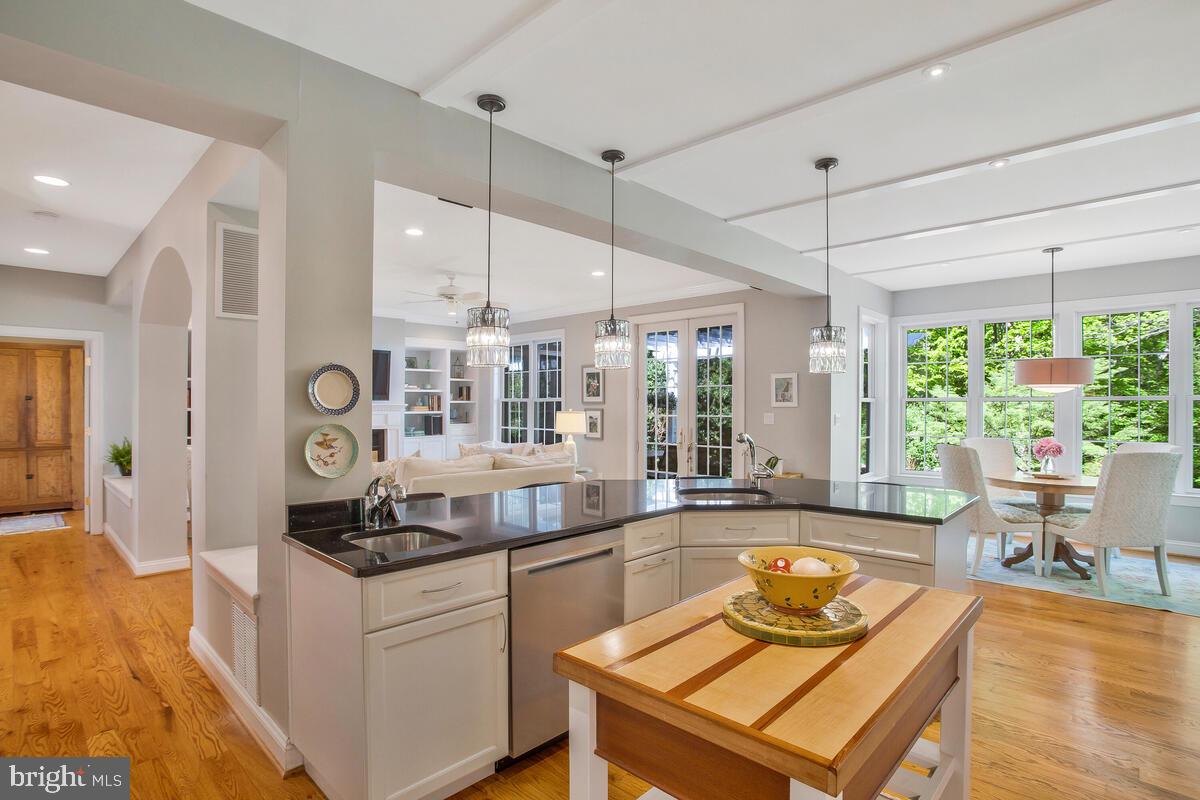 532 Epping Forest Road Annapolis, MD 21401 - Photo 18 of 62 Open and Bright Space