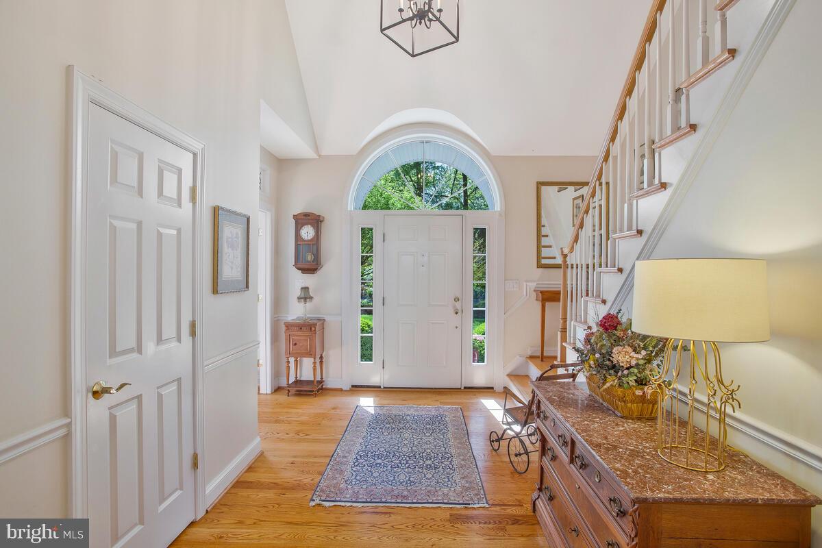 532 Epping Forest Road Annapolis, MD 21401 - Photo 8 of 62 Entry Foyer