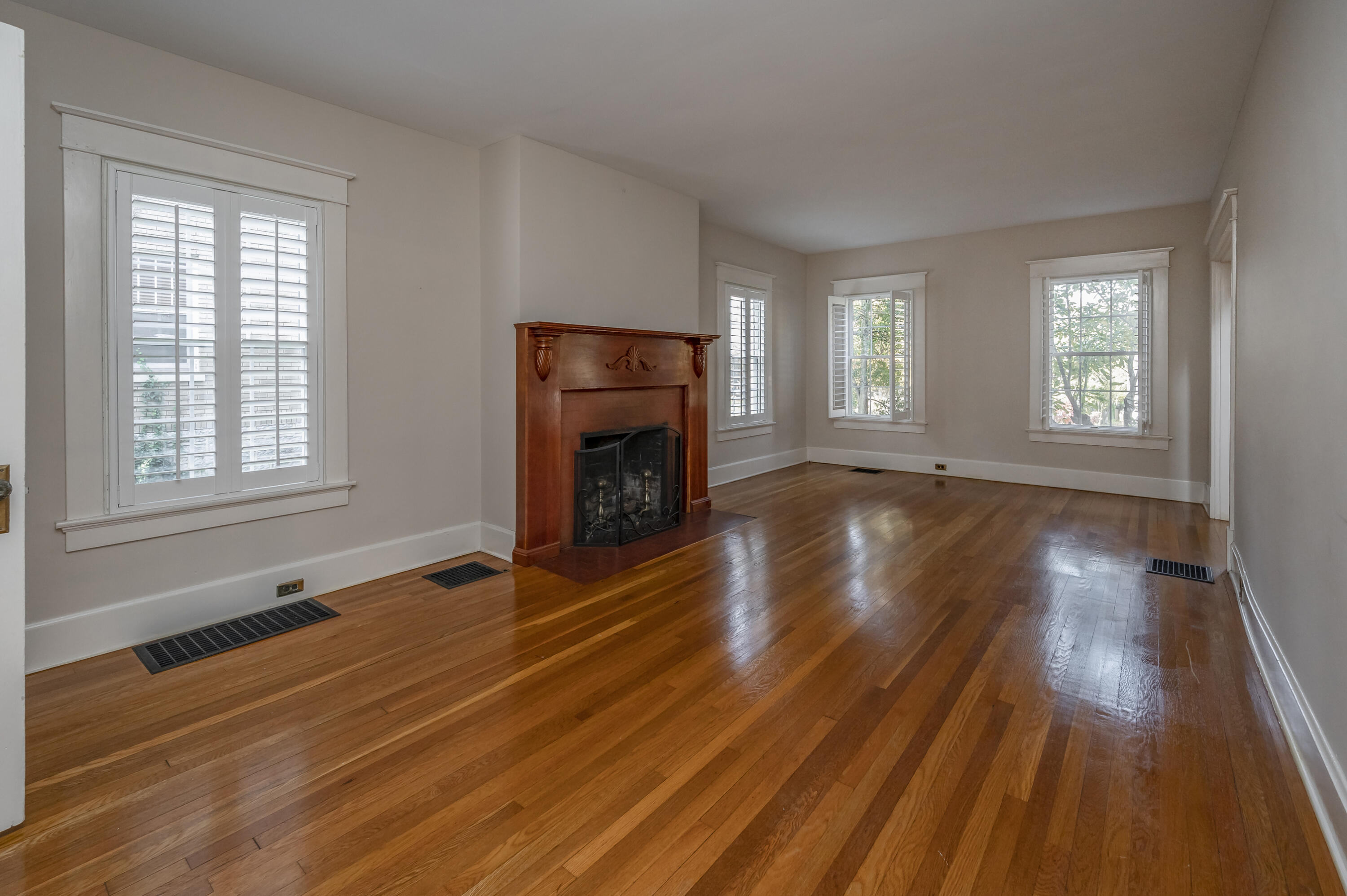 310 Irvine Road Lexington, KY 40502 - Photo 7 of 43 TDB_6317