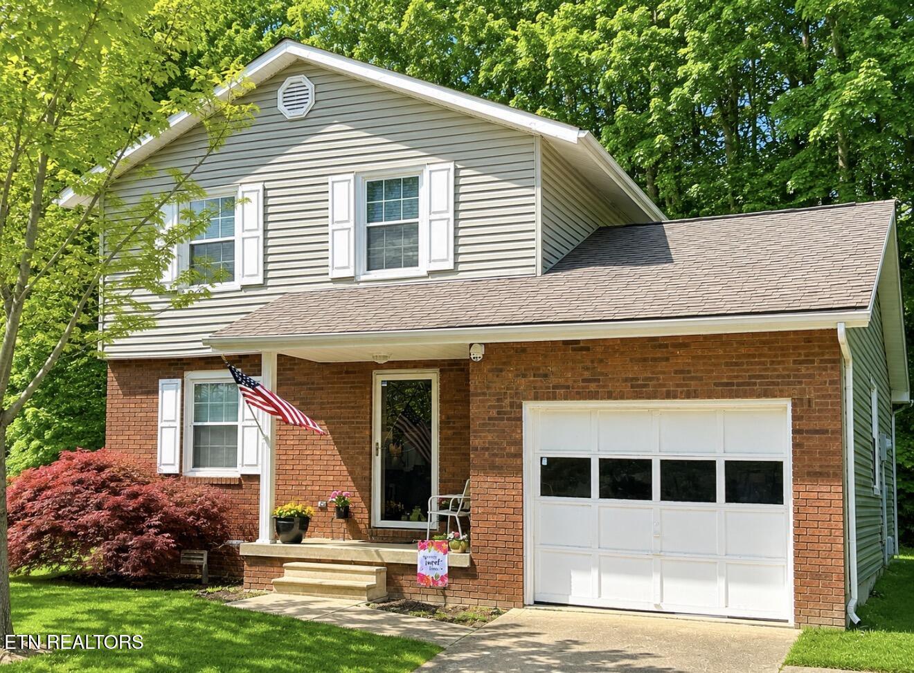 23 Castleford Way Middlesboro, KY 40965 - Photo 1 of 31 IMG_5352