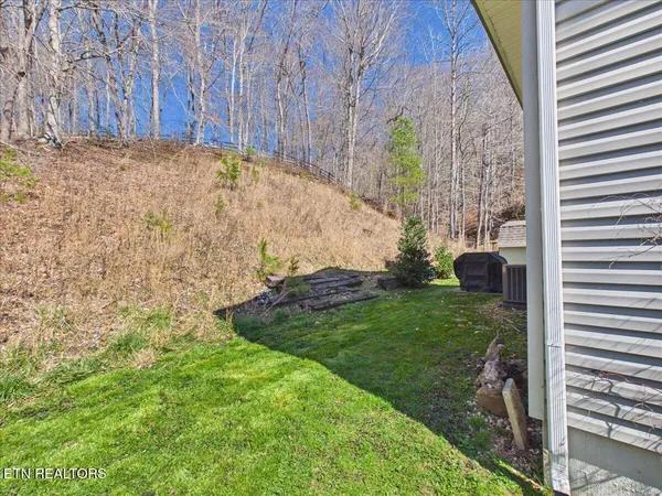 $202,500 | 23 Castleford Way, Middlesboro, KY 40965