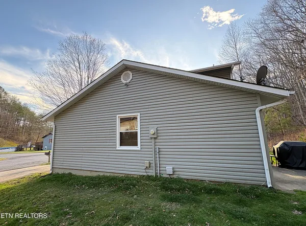 $202,500 | 23 Castleford Way, Middlesboro, KY 40965
