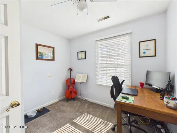 $208,000 | 23 Castleford Way, Middlesboro, KY 40965