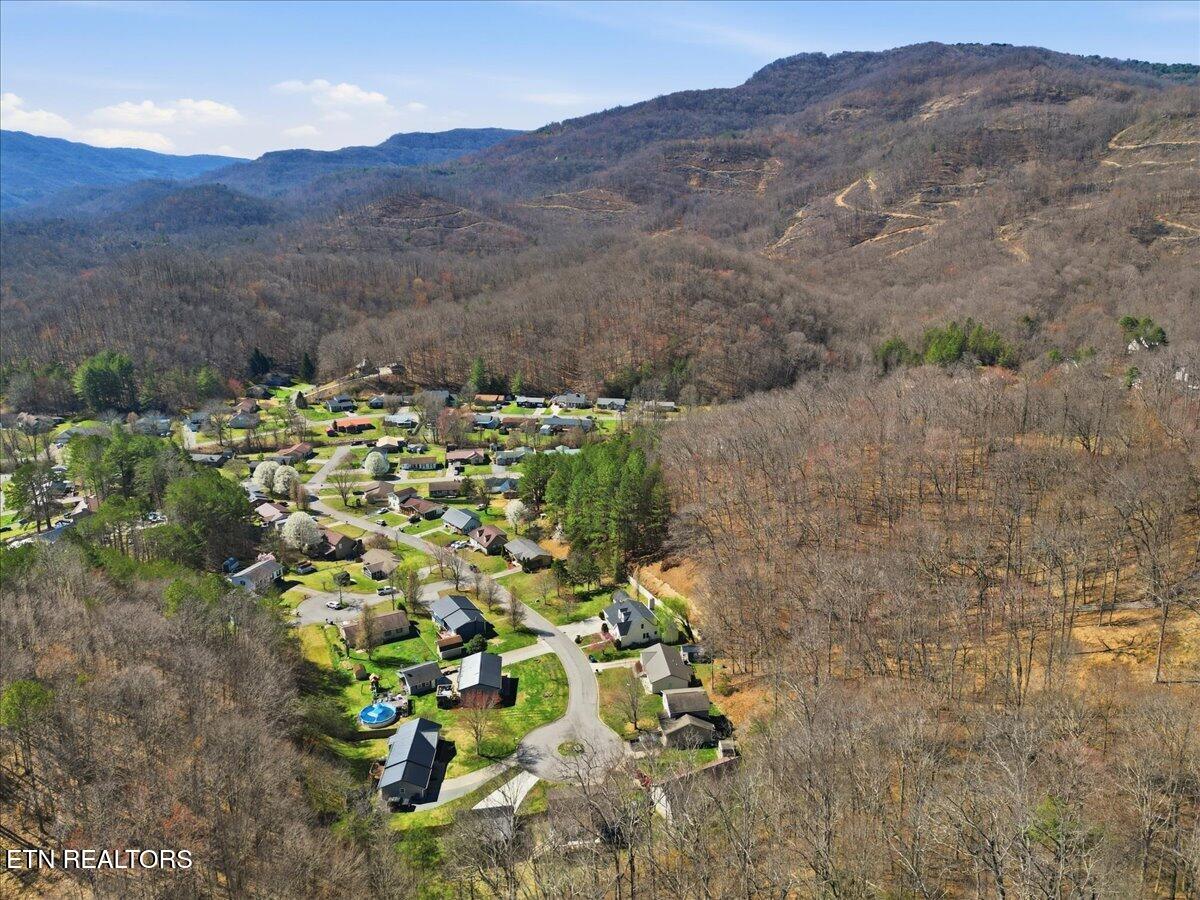 23 Castleford Way Middlesboro, KY 40965 - Photo 31 of 31 33-Castleford_005