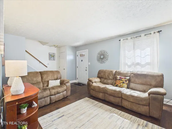 $208,000 | 23 Castleford Way, Middlesboro, KY 40965