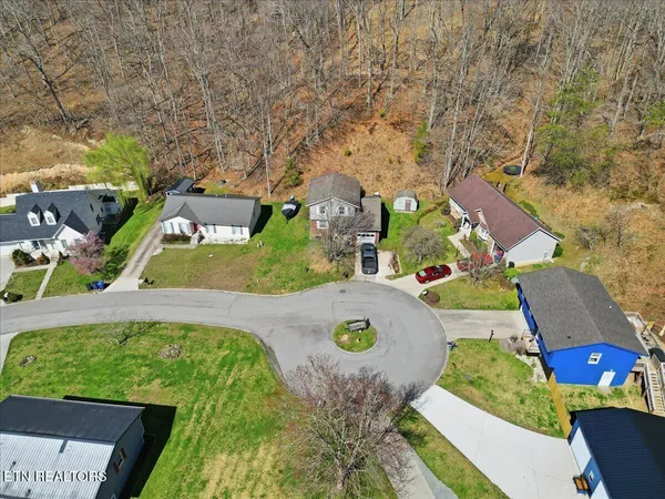 $208,000 | 23 Castleford Way, Middlesboro, KY 40965