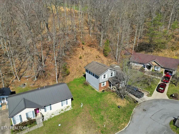 $208,000 | 23 Castleford Way, Middlesboro, KY 40965