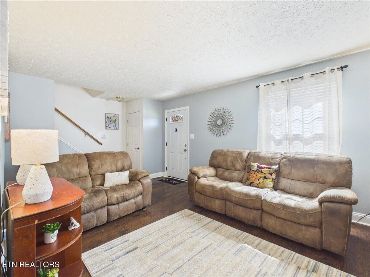 23 Castleford Way Middlesboro, KY 40965 - Photo 10 of 31 02-CAM06131G6-PR0016-STILL002