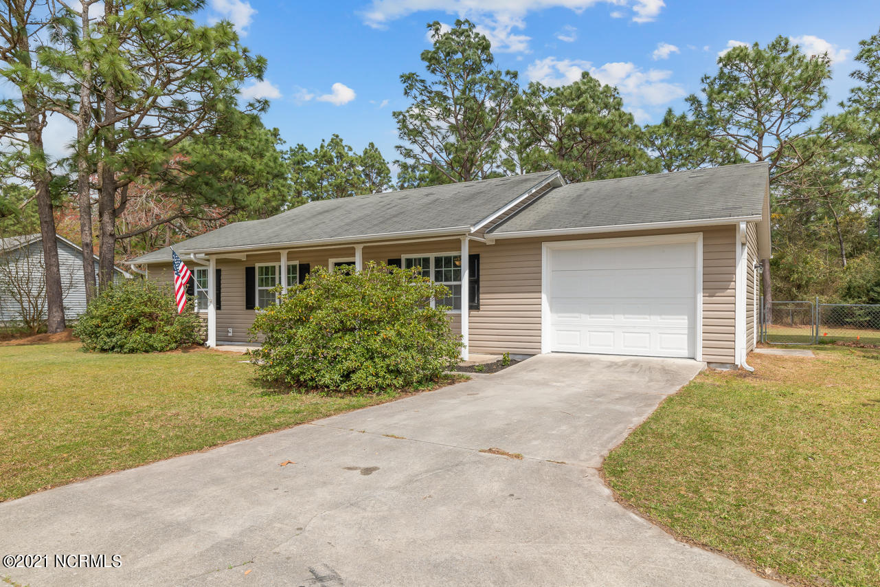 549 Sand Ridge Road Hubert, NC 28539 - Photo 2 of 28 2
