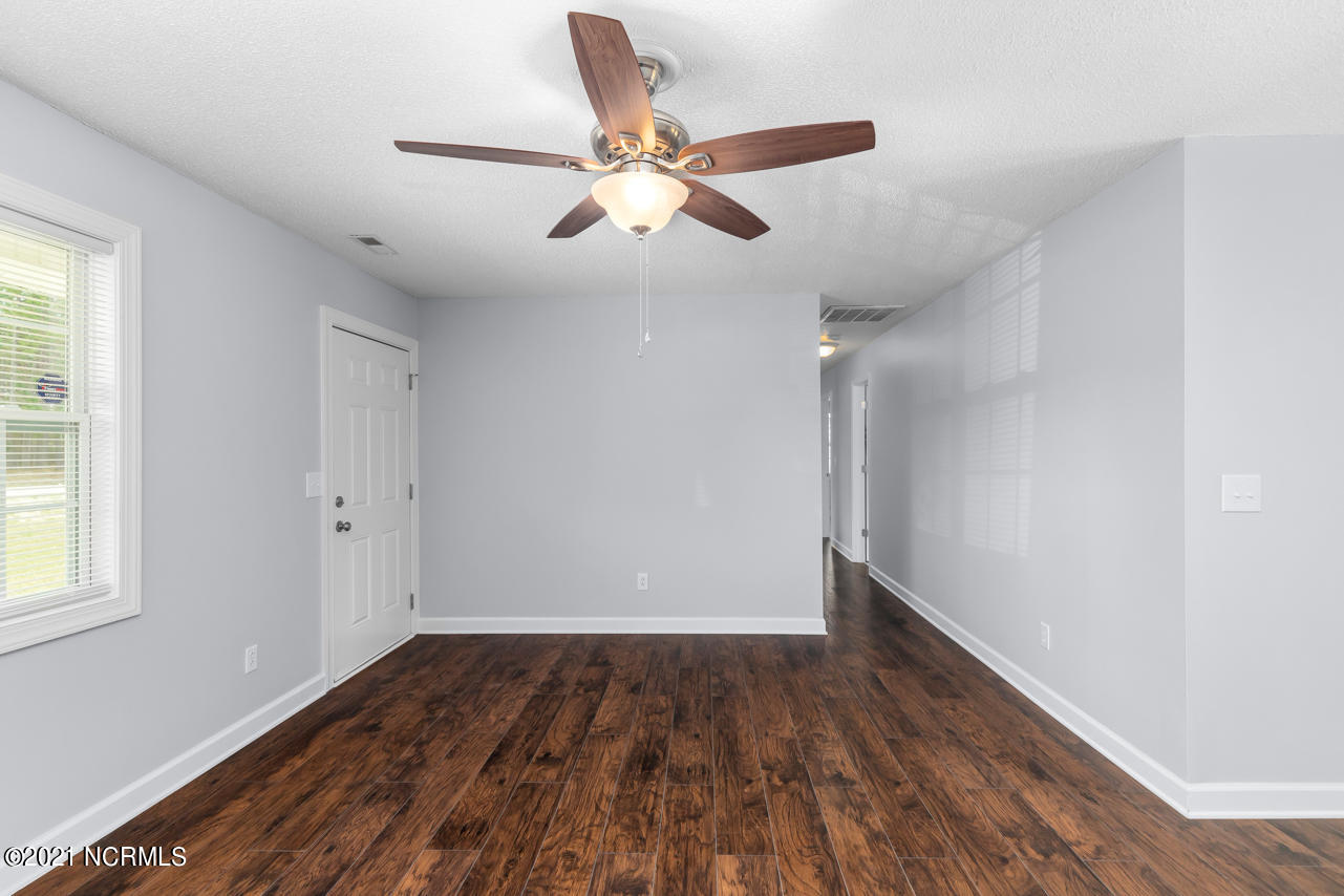 549 Sand Ridge Road Hubert, NC 28539 - Photo 7 of 28 7