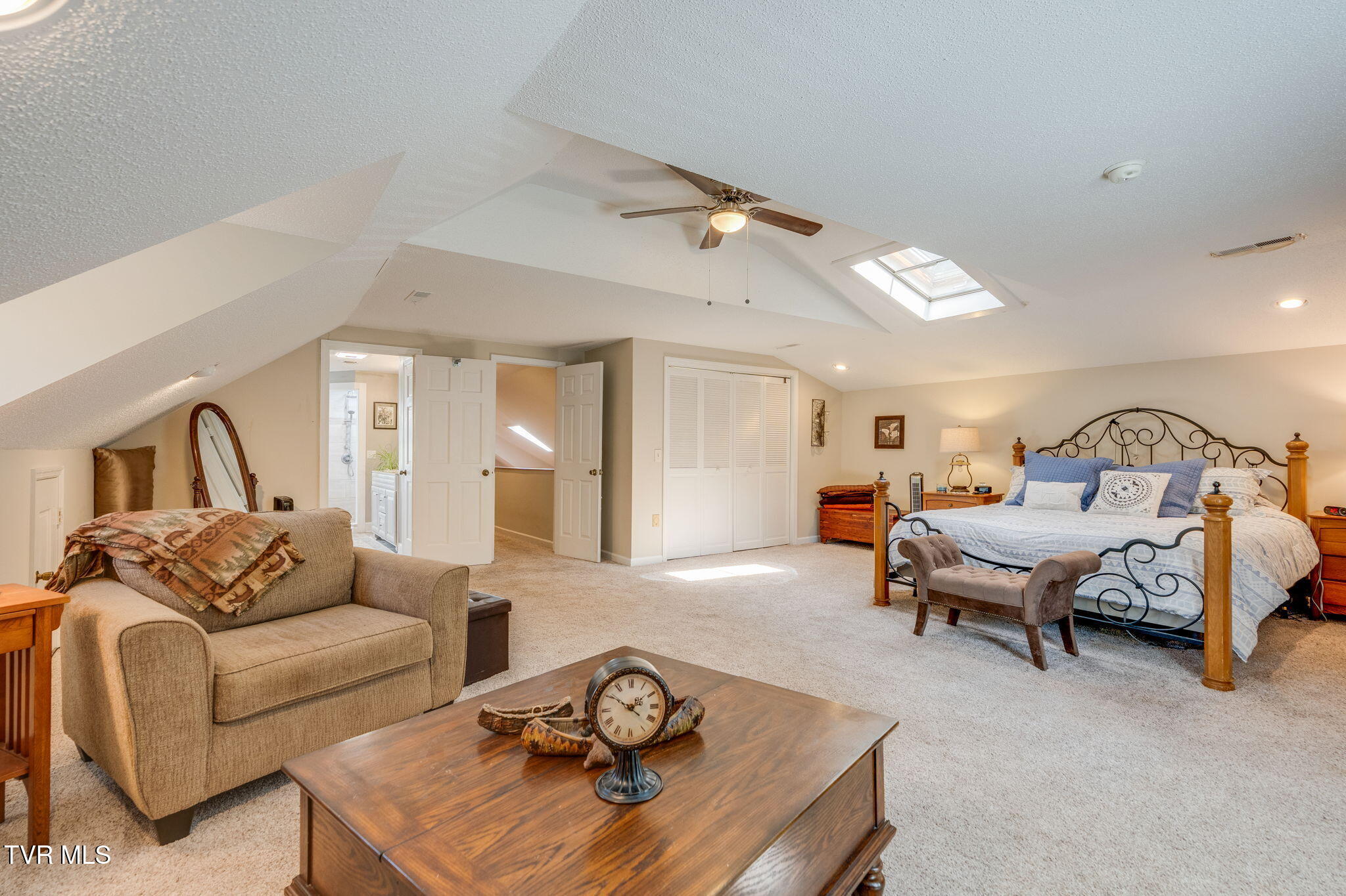 206 Spring Valley Road Unicoi, TN 37692 - Photo 27 of 53 Primary Bedroom