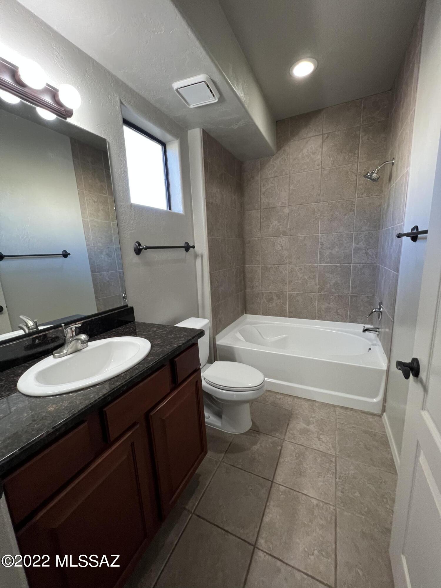 2550 East River Road, Unit 1101 Tucson, AZ 85718 - Photo 28 of 30