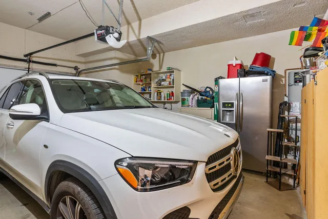 a view of a tennis court
