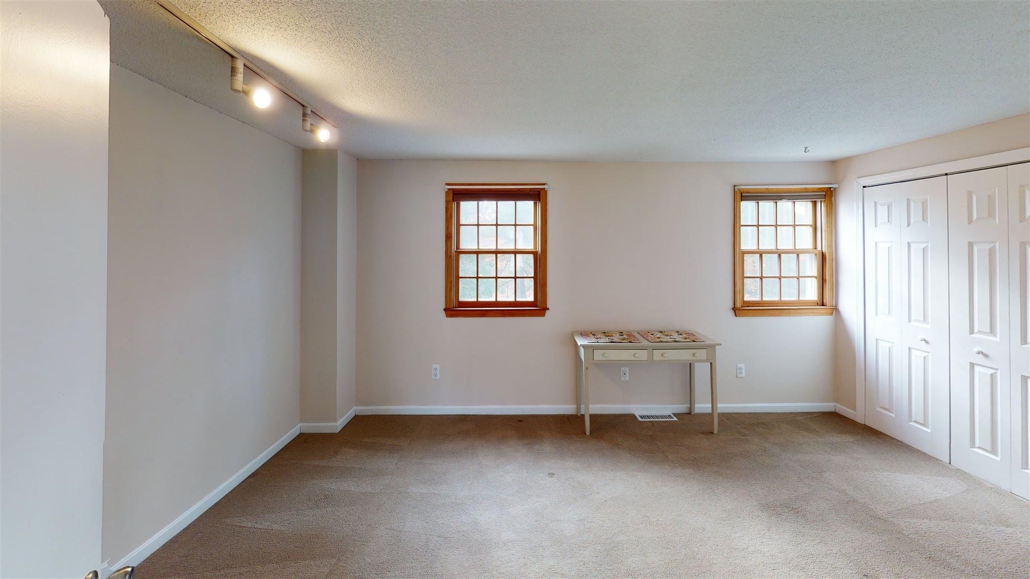 32 Sentry Way Merrimack, NH 03054 - Photo 17 of 30