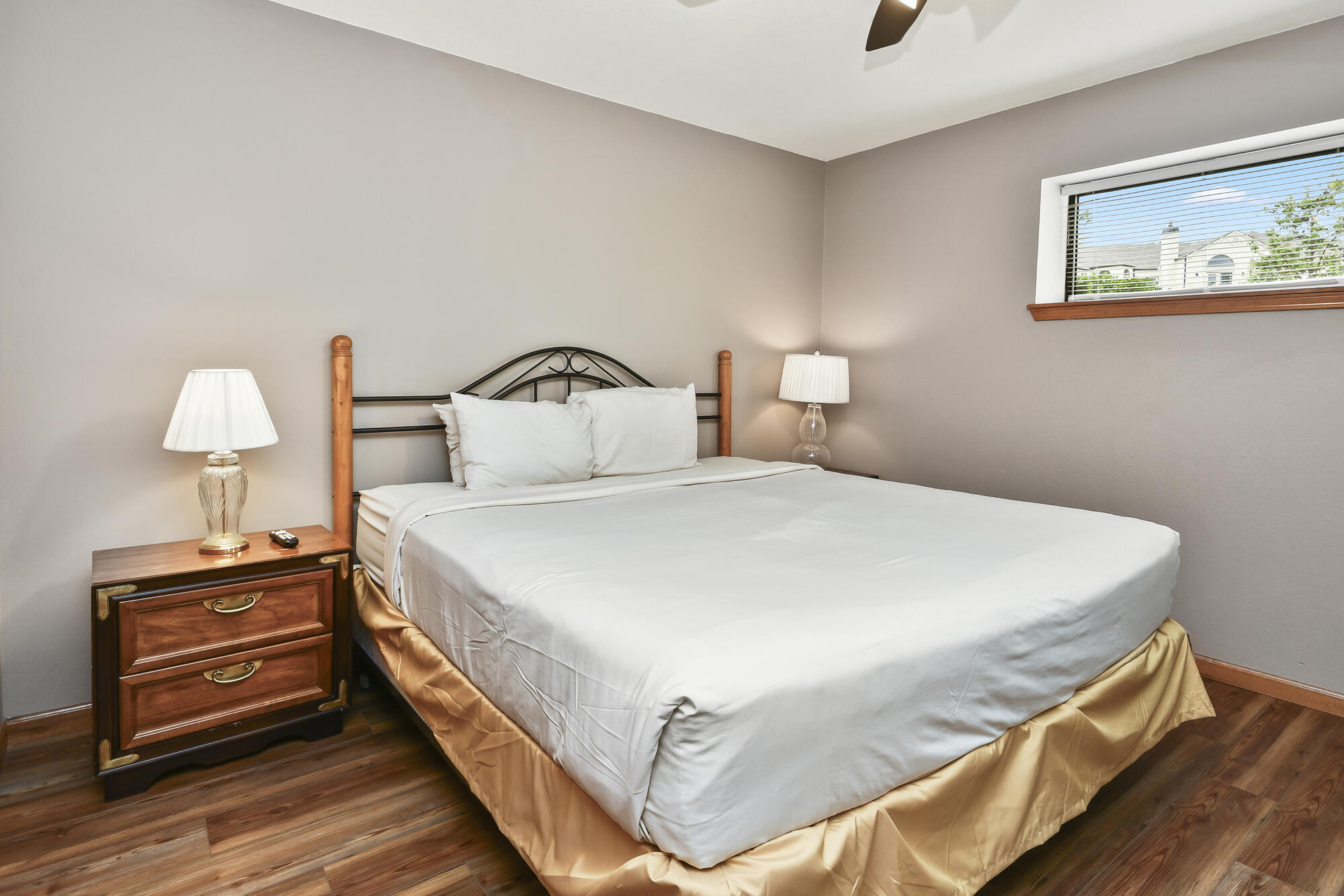267 Bunker Ridge Drive, Unit 6 Branson, MO 65616 - Photo 20 of 29 Bedroom 2