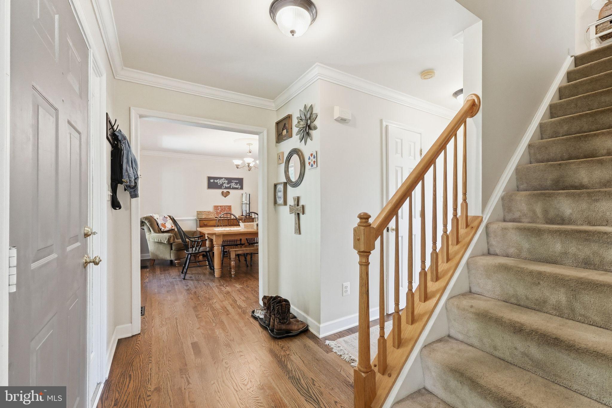 18198 Springs Road Jeffersonton, VA 22724 - Photo 11 of 80 Foyer towards Dining room