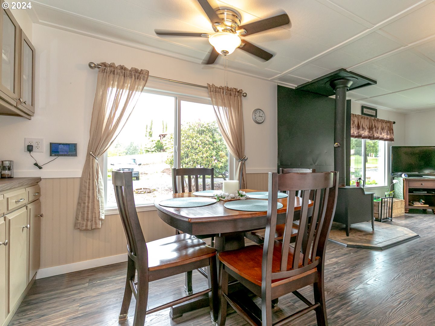 28939 Southeast Davis Road Estacada, OR 97023 - Photo 17 of 47 Gallery Image 17