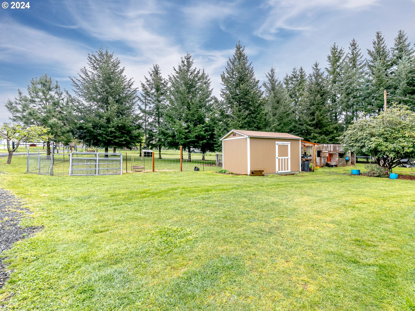 28939 Southeast Davis Road Estacada, OR 97023 - Photo 40 of 47 Gallery Image 40