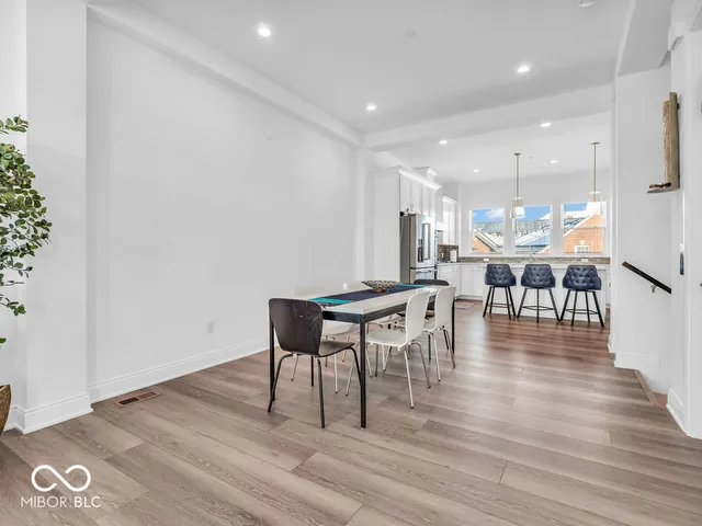 $6,200 | 962 Berkhamsted Lane, Carmel, IN 46032