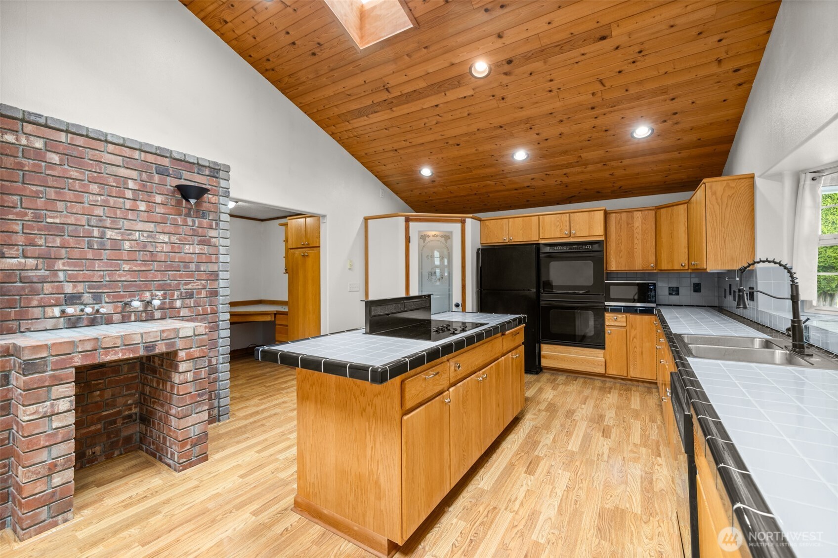 10 Whispering Firs Road Port Angeles, WA 98363 - Photo 13 of 40
