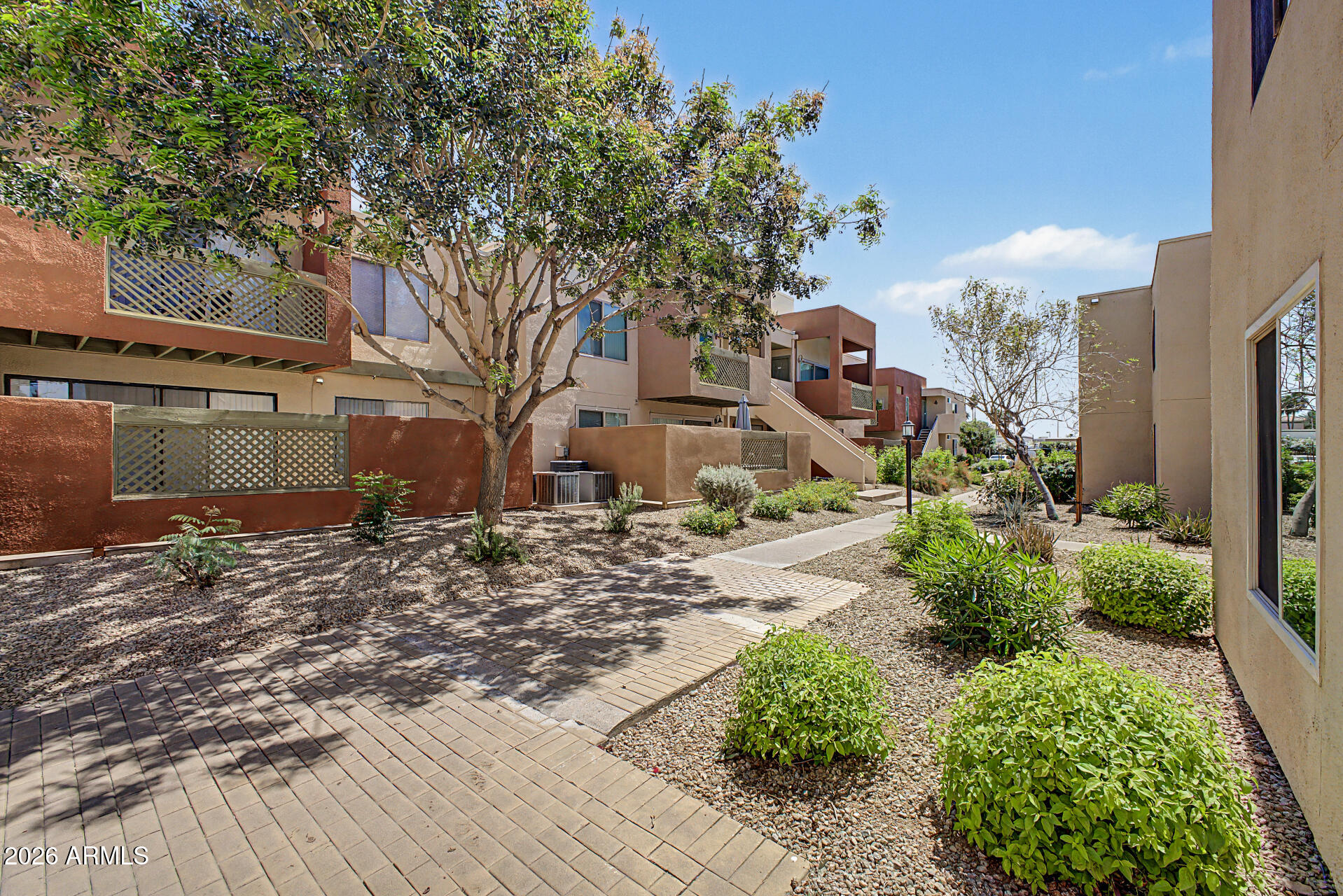 3500 North Hayden Road, Unit 1401 Scottsdale, AZ 85251 - Photo 3 of 35 Front Courtyard