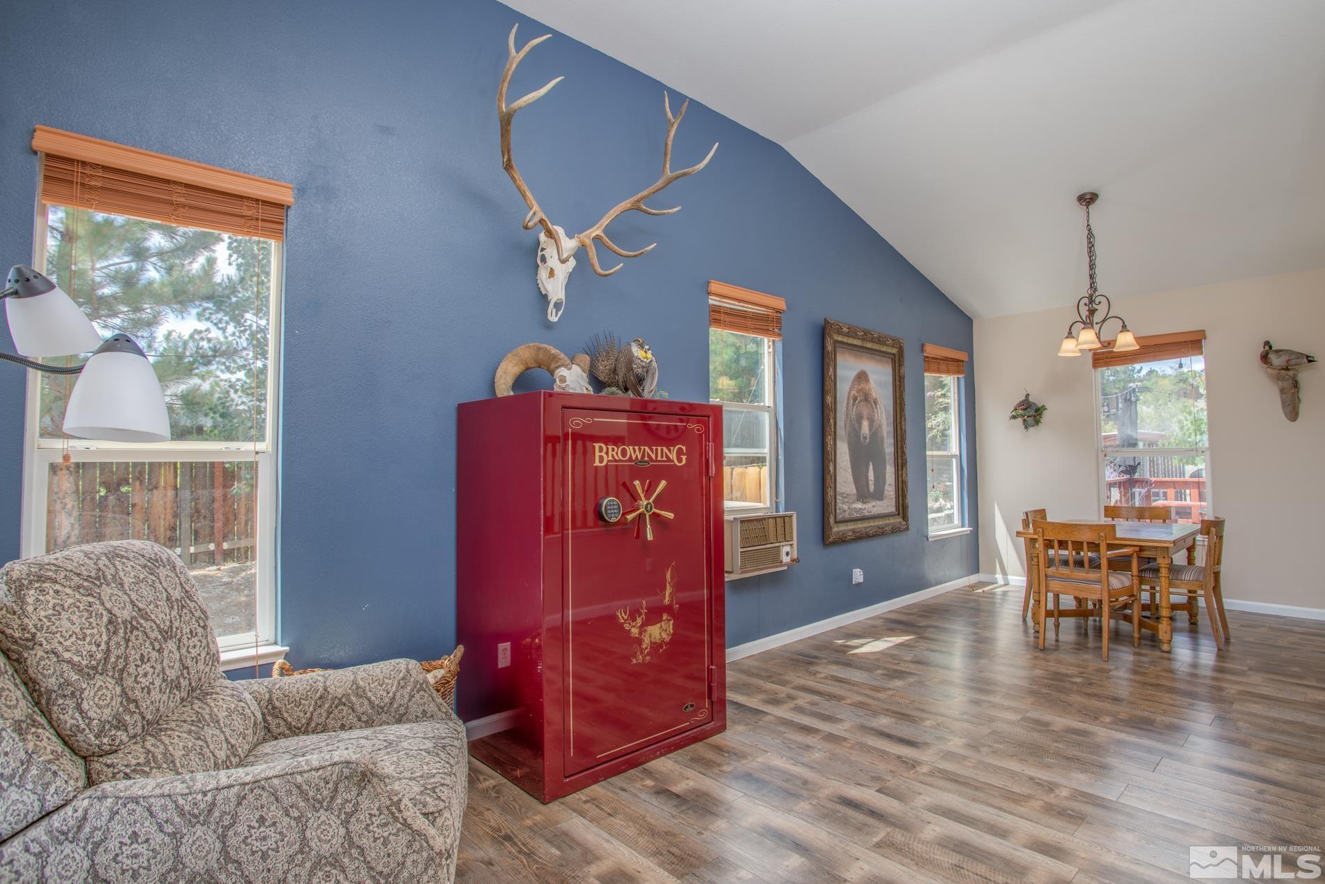 3005 Andrea Street Reno, NV 89503 - Photo 4 of 39 Photo 4