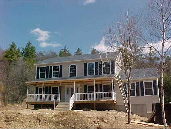 18 Goodhue Road Derry, NH 03038 - Photo 1 of 1