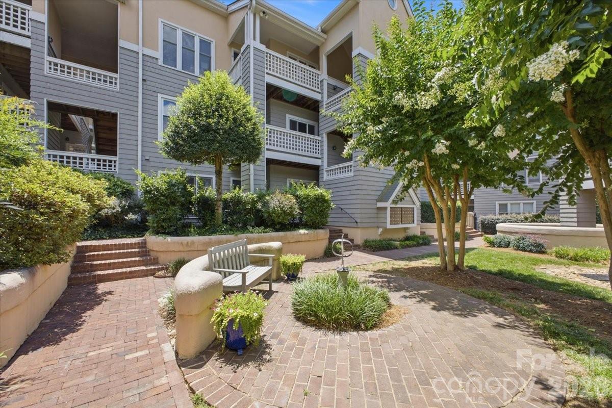 232 Queens Road, Unit 37 Charlotte, NC 28204 - Photo 29 of 31
