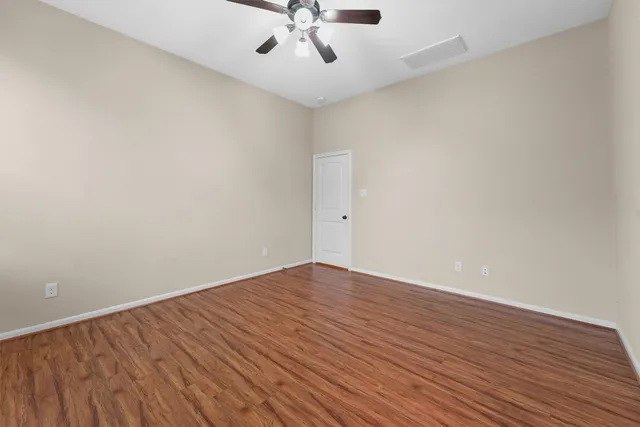 $2,100 | 22403 Pebble Falls Lane, Tomball, TX 77375