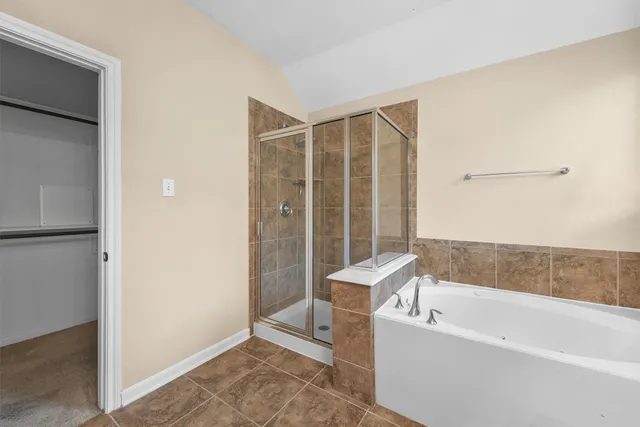 $2,100 | 22403 Pebble Falls Lane, Tomball, TX 77375