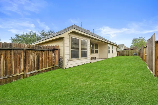 $2,100 | 22403 Pebble Falls Lane, Tomball, TX 77375