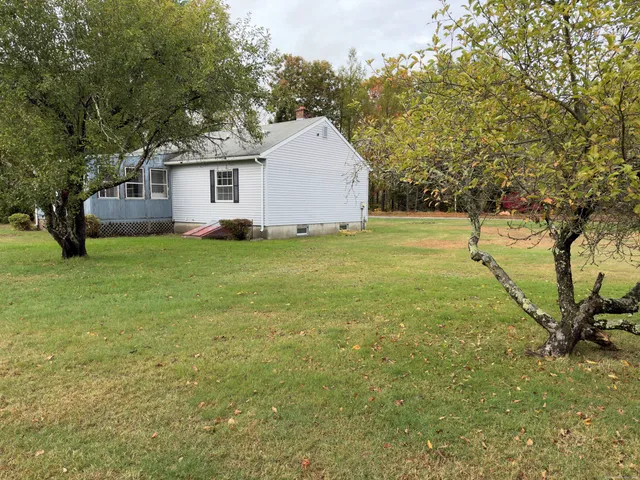 $289,000 | 47 Texas Heights Road, Plainfield, CT 06374