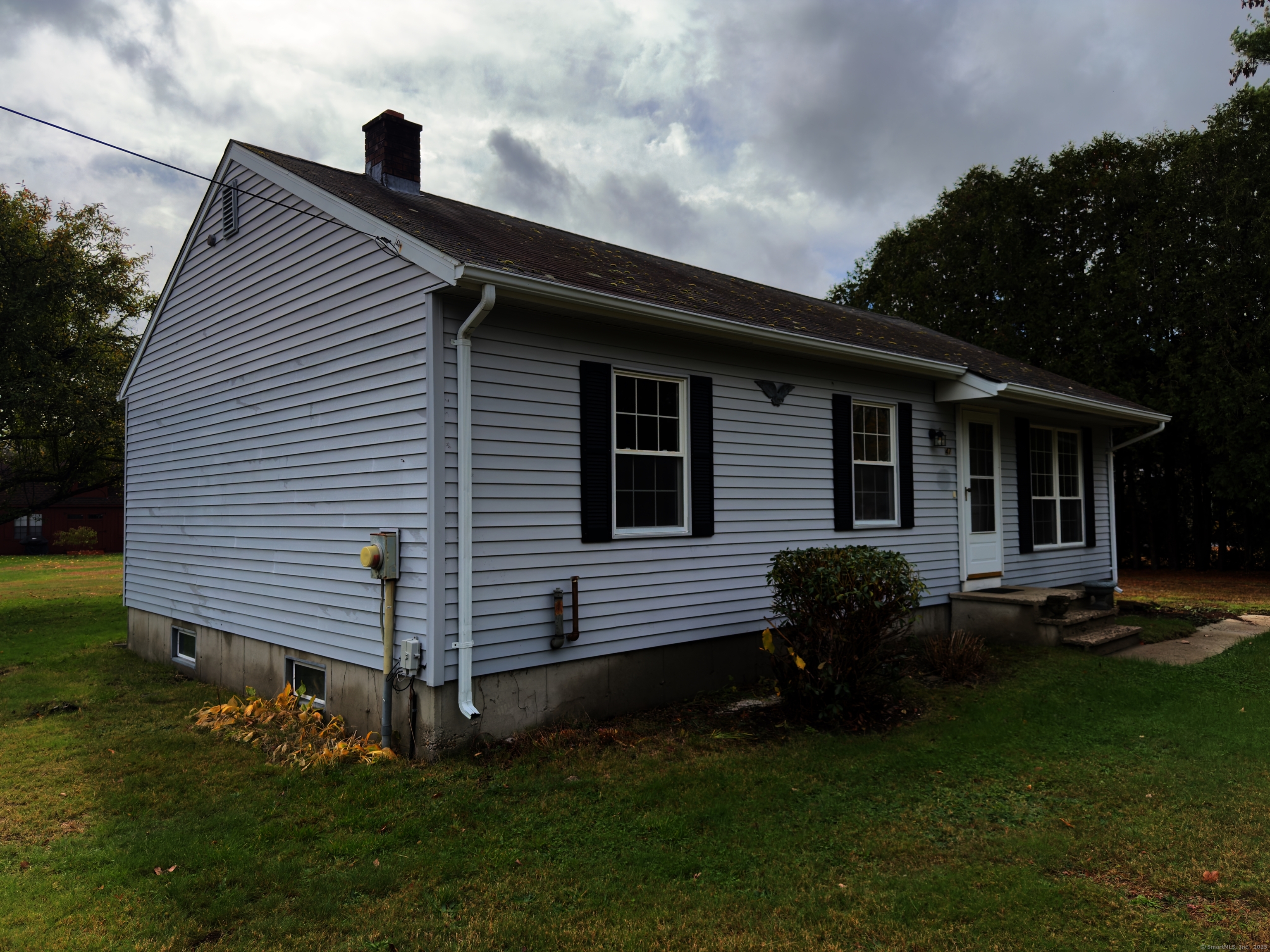 47 Texas Heights Road Plainfield, CT 06374 - Photo 2 of 20