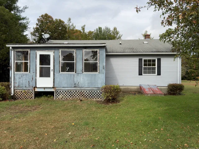 $289,000 | 47 Texas Heights Road, Plainfield, CT 06374