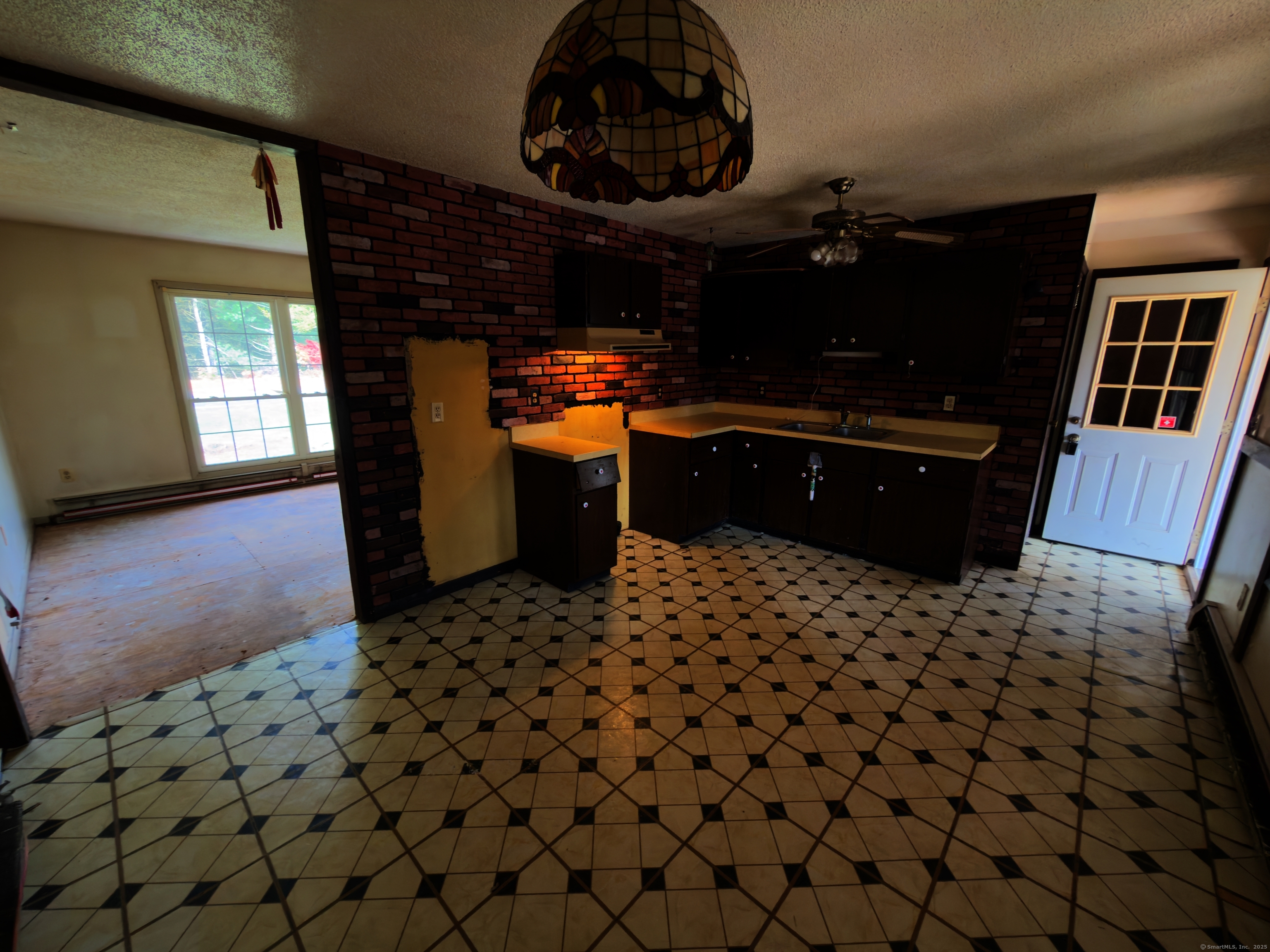 47 Texas Heights Road Plainfield, CT 06374 - Photo 8 of 20