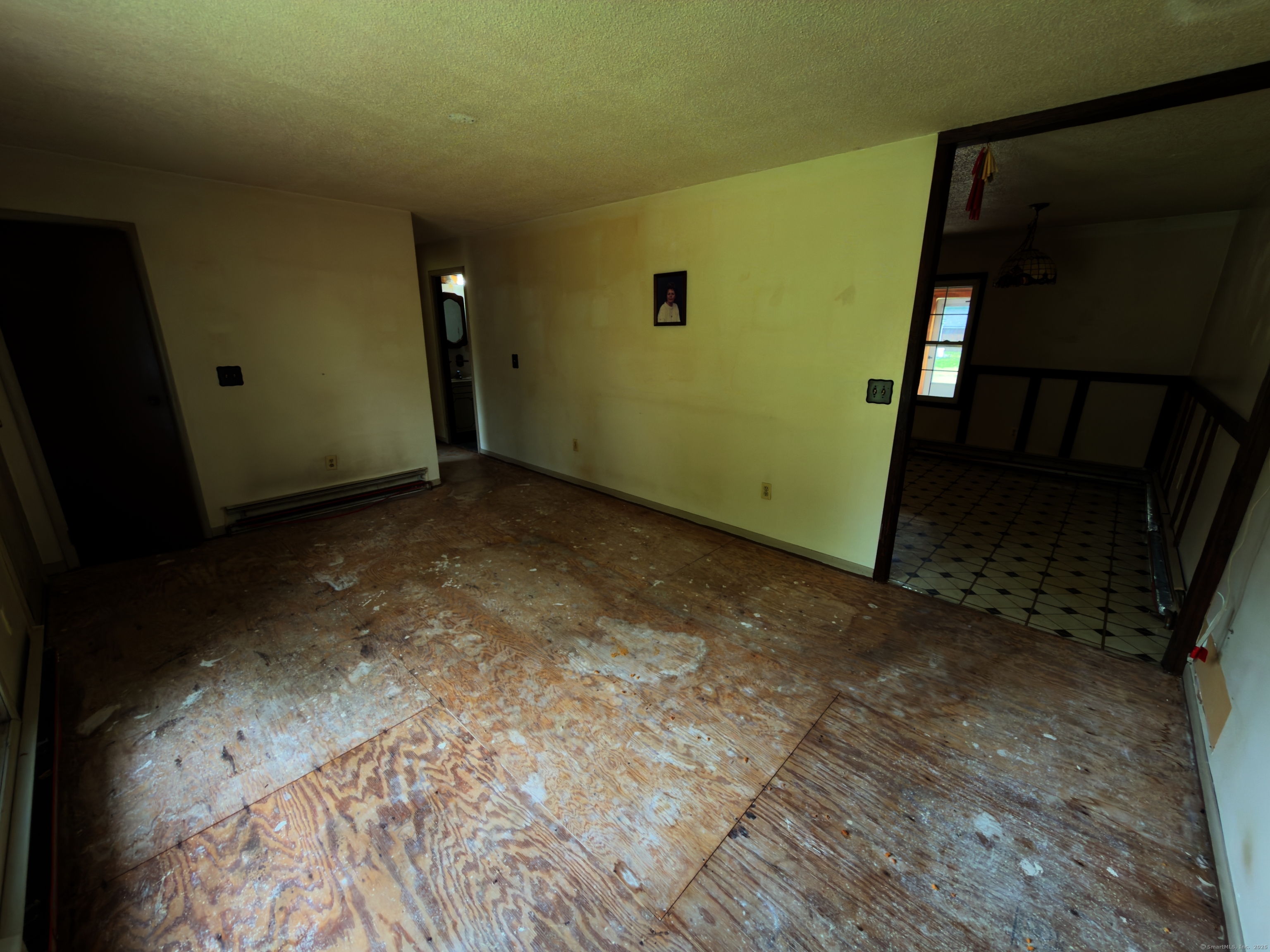 47 Texas Heights Road Plainfield, CT 06374 - Photo 9 of 20