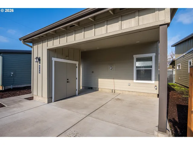 $350,000 | 364 19th Street, Springfield, OR 97477