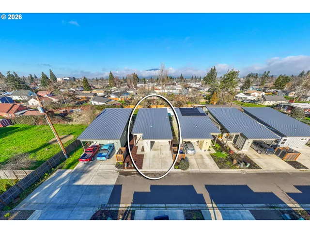 $350,000 | 364 19th Street, Springfield, OR 97477