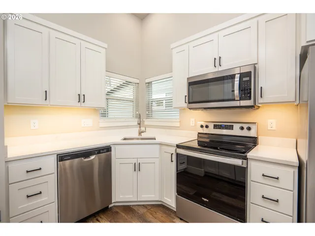 $350,000 | 364 19th Street, Springfield, OR 97477